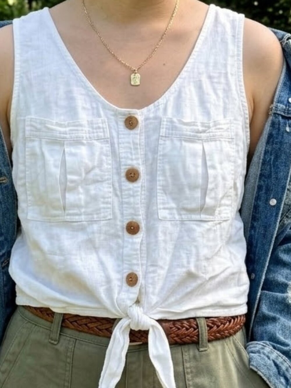 linen blend tie-front utility button crop tank top | size L